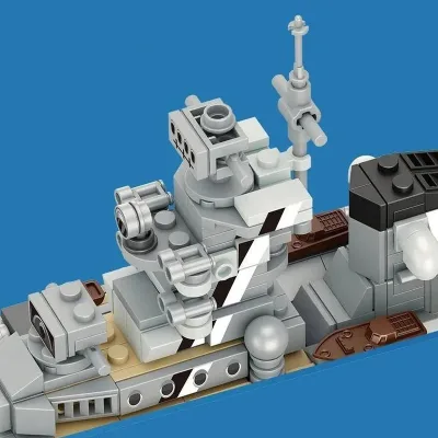 Maquette de navire de guerre en blocs, 2081 pièces – image 2